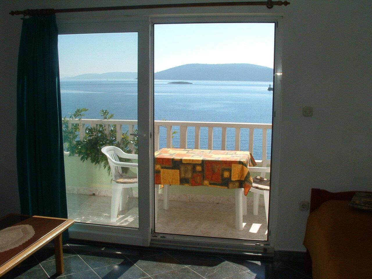 Apartments Tonka Vinišće Extérieur photo